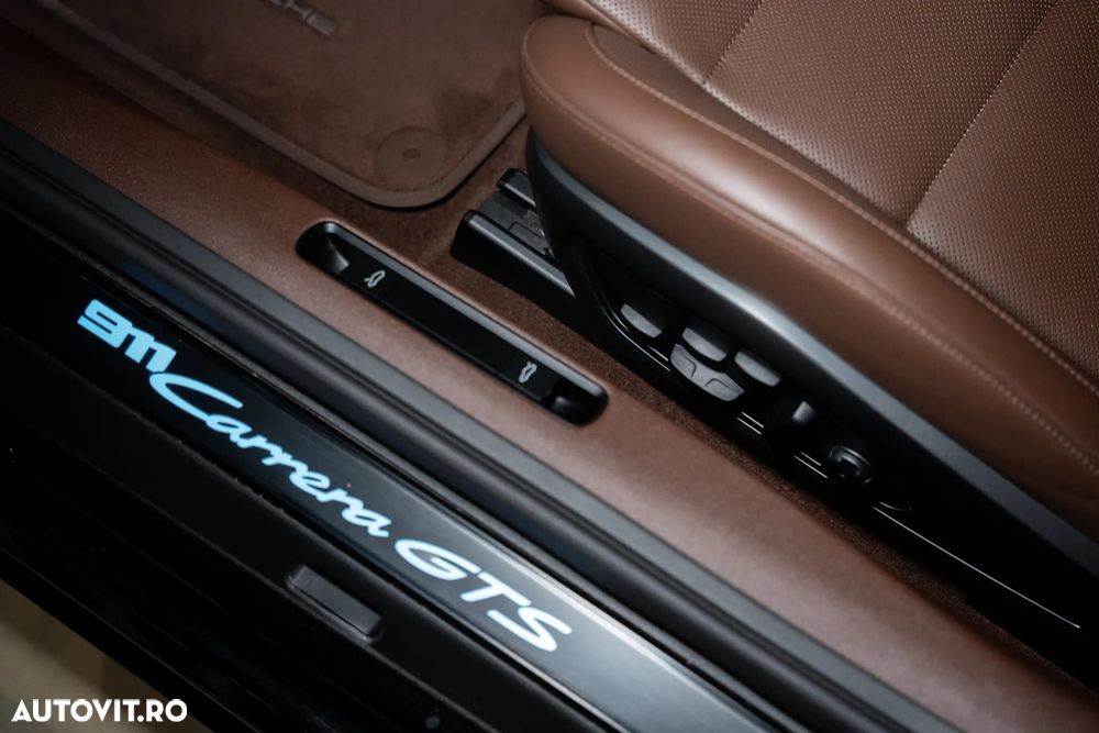 PORSCHE 911 2025 — imagine 6