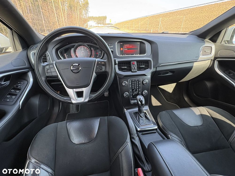 Volvo V40 T3 Drive-E Dynamic Edition - 10