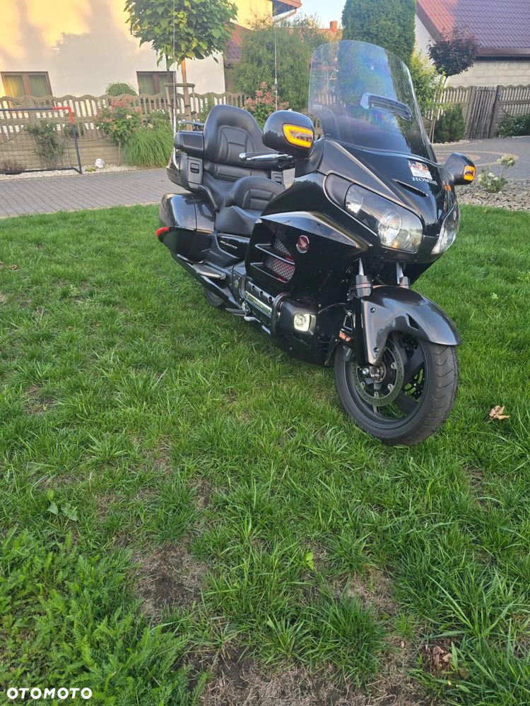 Honda GL - 11