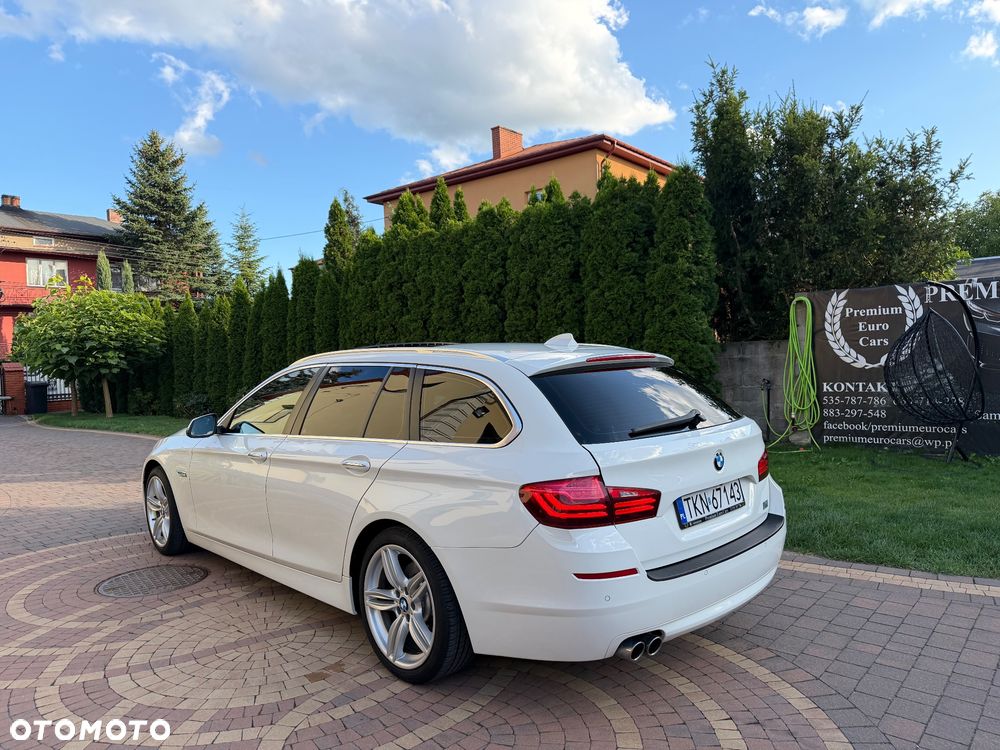 BMW Seria 5 525d Luxury Line - 13