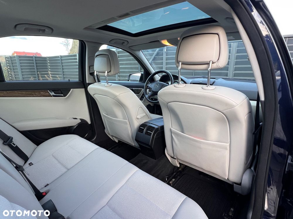 Mercedes-Benz Klasa C 200 Kompressor Avantgarde - 33