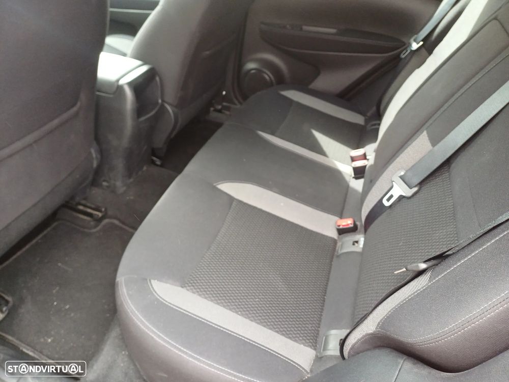 Nissan Qashqai 1.5 dCi N-Connecta DCT - 6