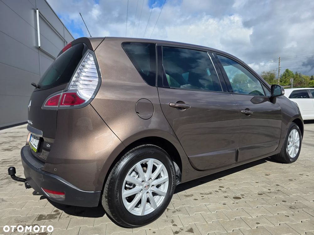 Renault Scenic TCe 130 Bose Edition - 8