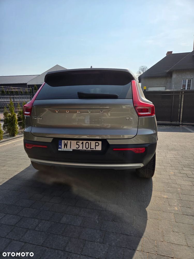 Volvo XC 40 T3 Momentum Pro - 6