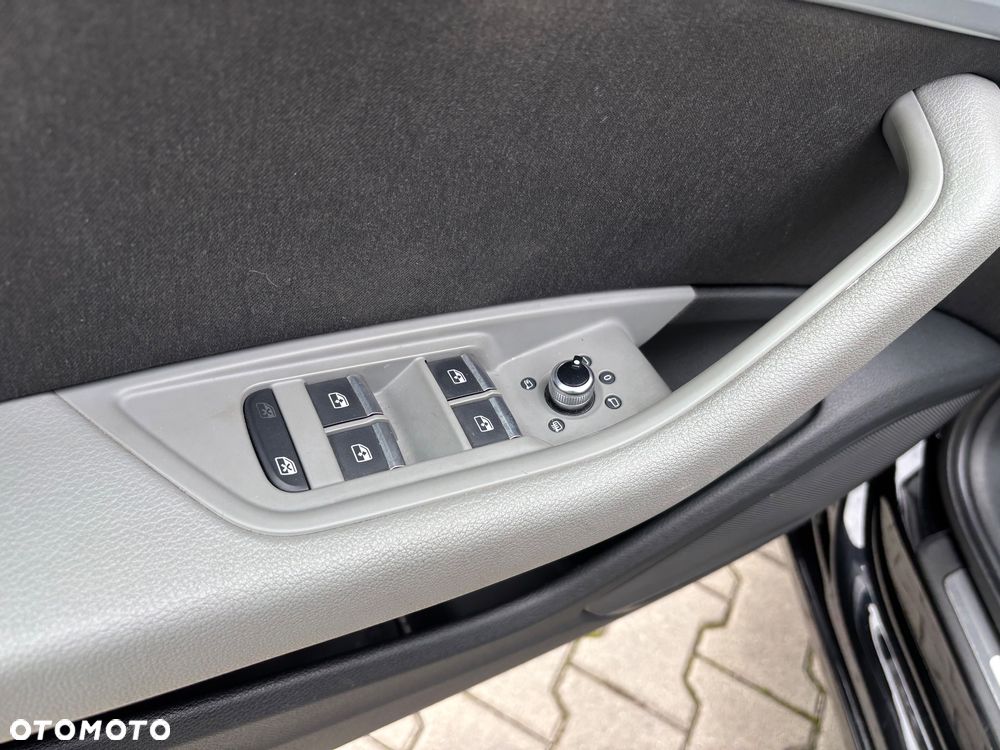 Audi A4 Avant 2.0 TDI - 23