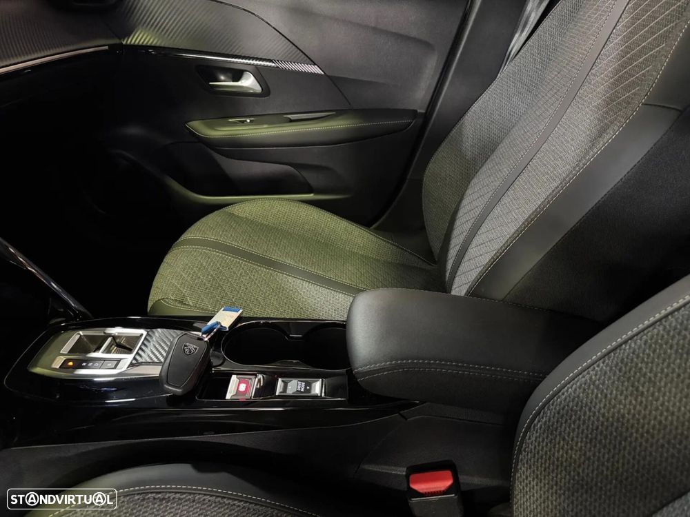 Peugeot e-208 50 kWh Allure - 10