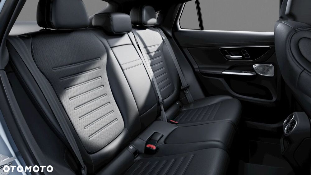 Mercedes-Benz GLC - 17