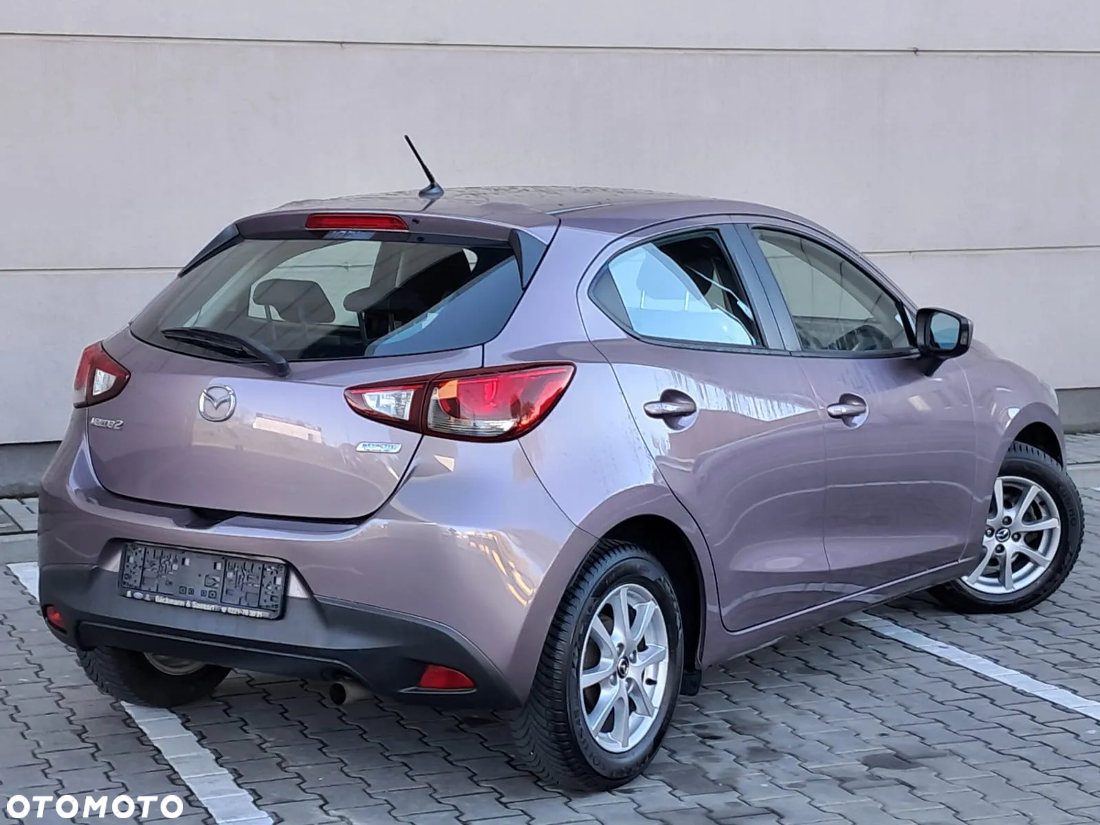 Mazda 2 SKYACTIV-G 75 Center-Line - 3