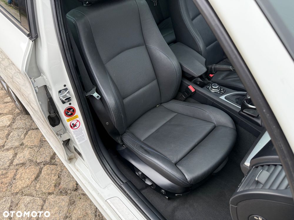 BMW Seria 1 120i Edition Sport - 33