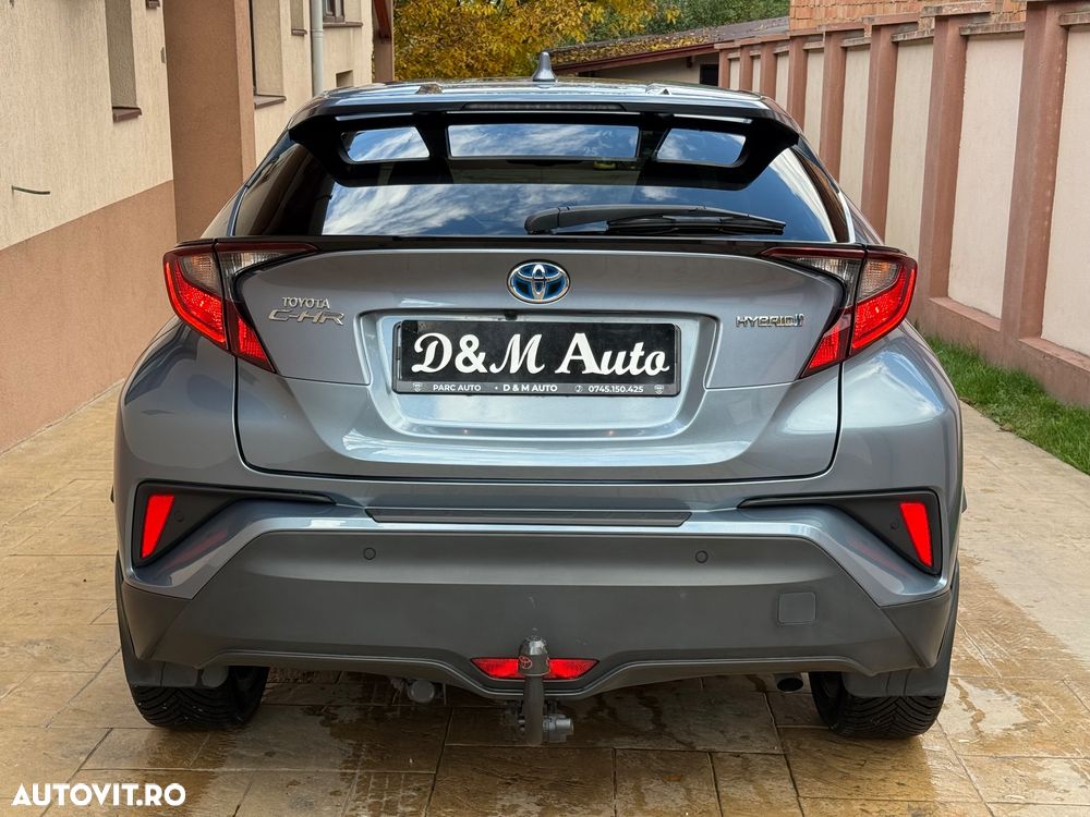 Toyota C-HR - 11