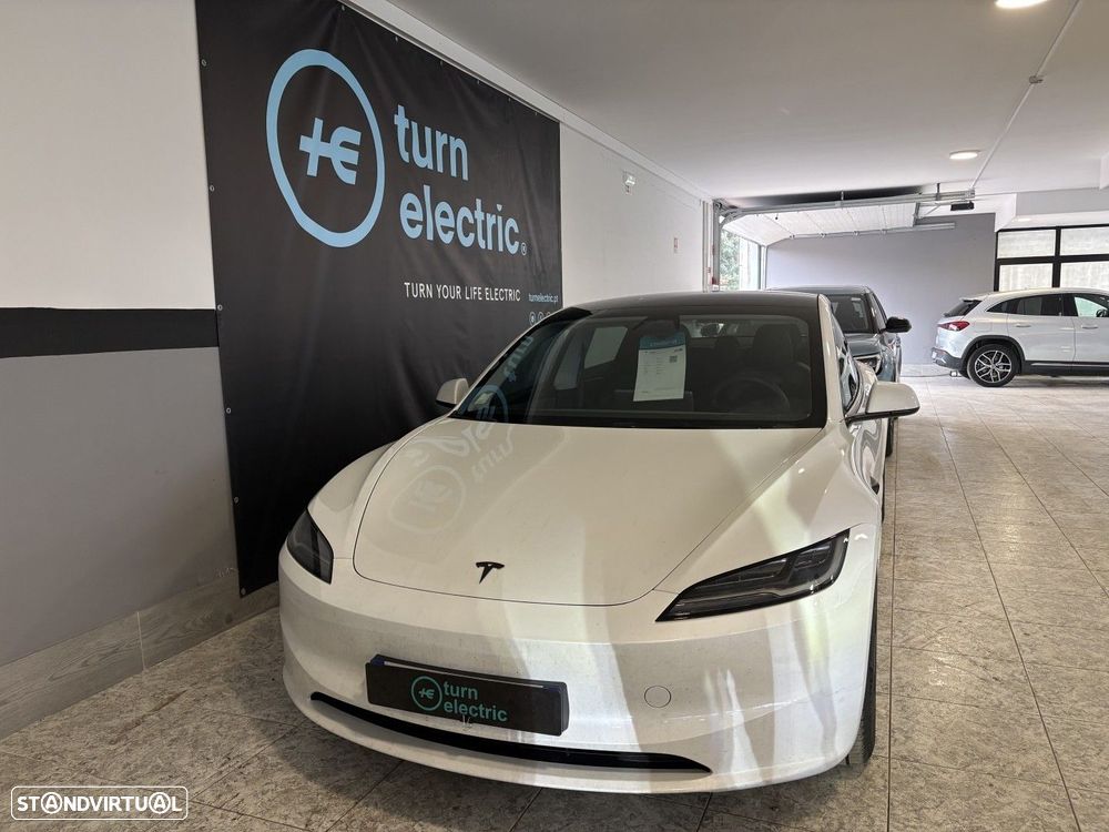 Tesla Model 3 Standard Range Plus RWD - 2