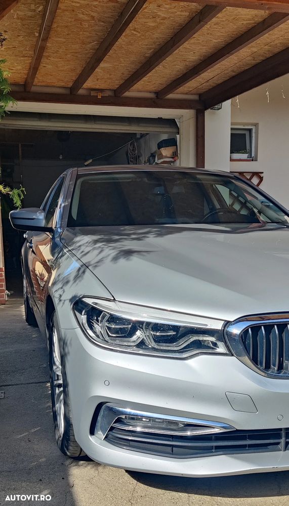 BMW Seria 5 530i xDrive Aut. Luxury Line - 12