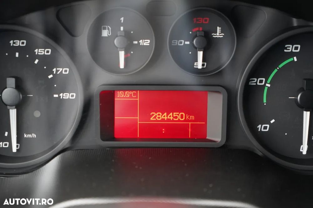 Iveco DAILY / 35-130 / HI-MATIC / FRIGIDER 3.5 M / UNITATE TRANSPORT XARIOS 350 / CAMERĂ VEDERE SPATE - 39