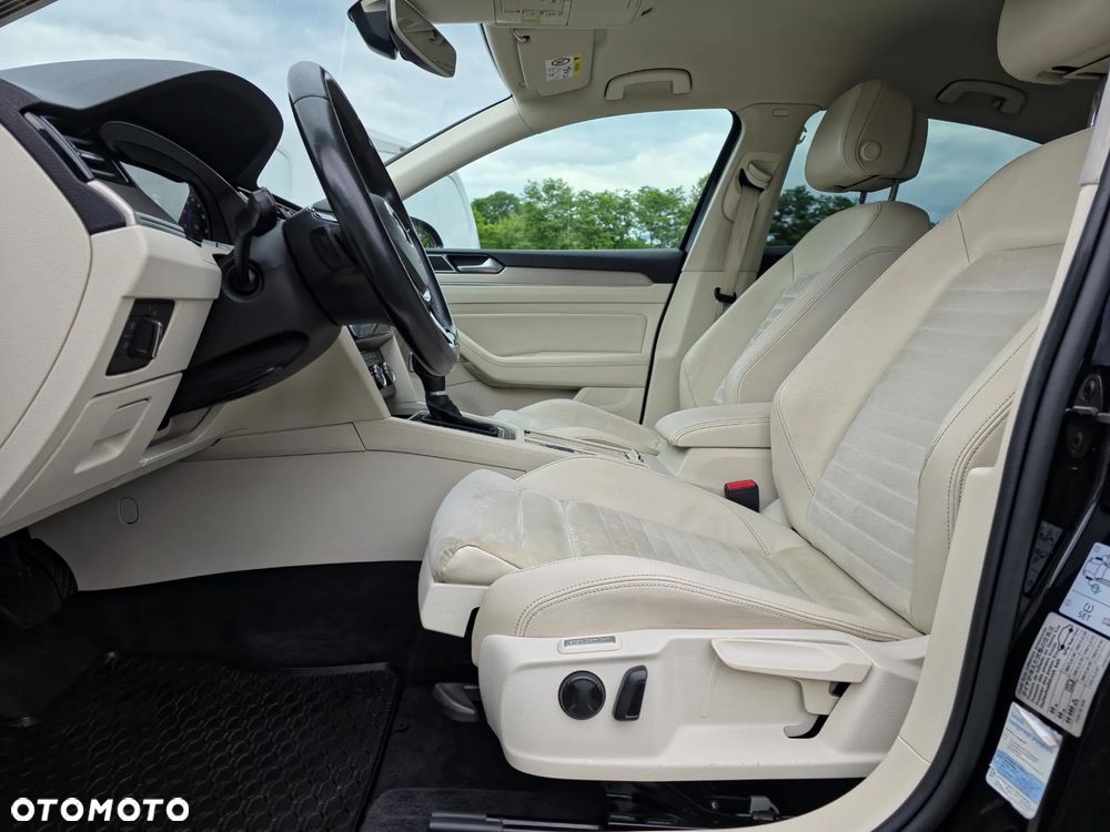 Volkswagen Passat 1.8 TSI BMT Highline DSG - 35