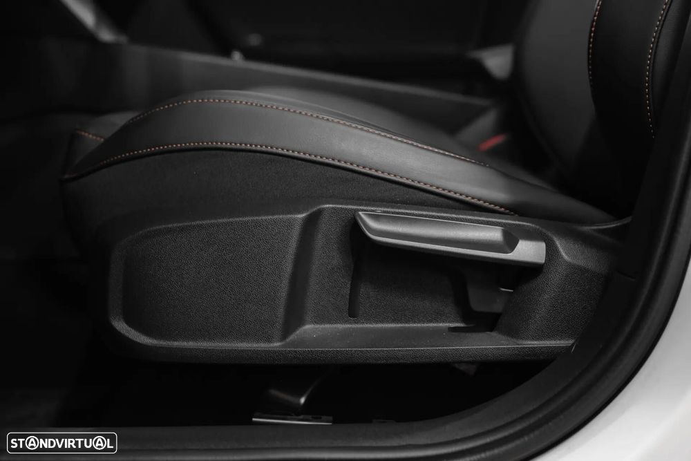 Cupra Formentor 1.4 e-Hybrid DSG VZ - 33
