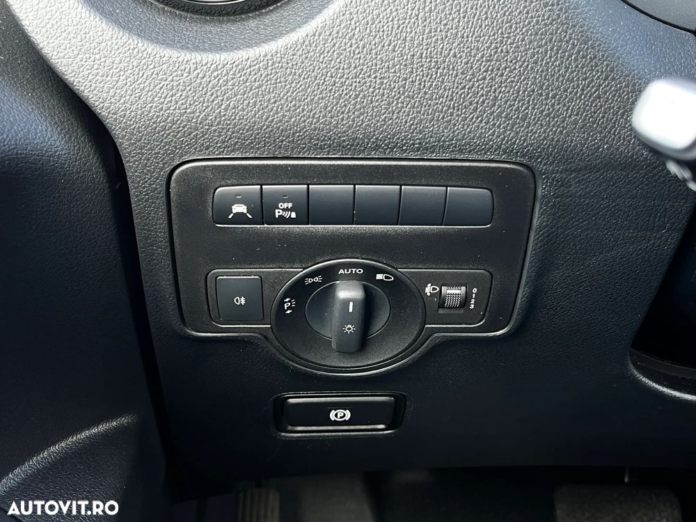 Mercedes-Benz Vito - 22