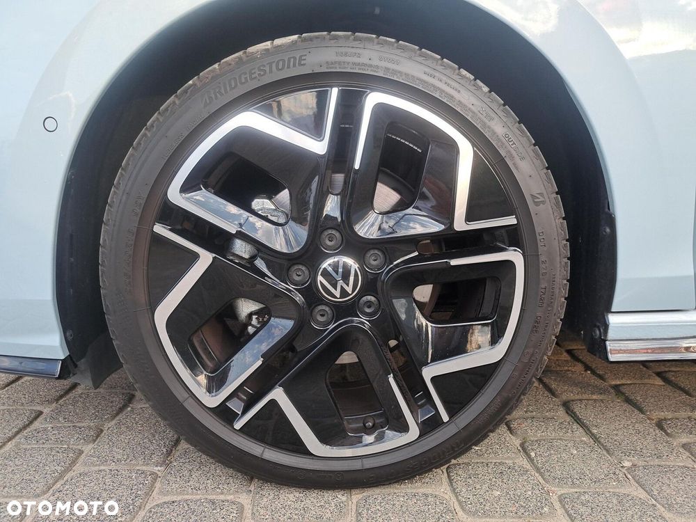 Volkswagen Golf - 38