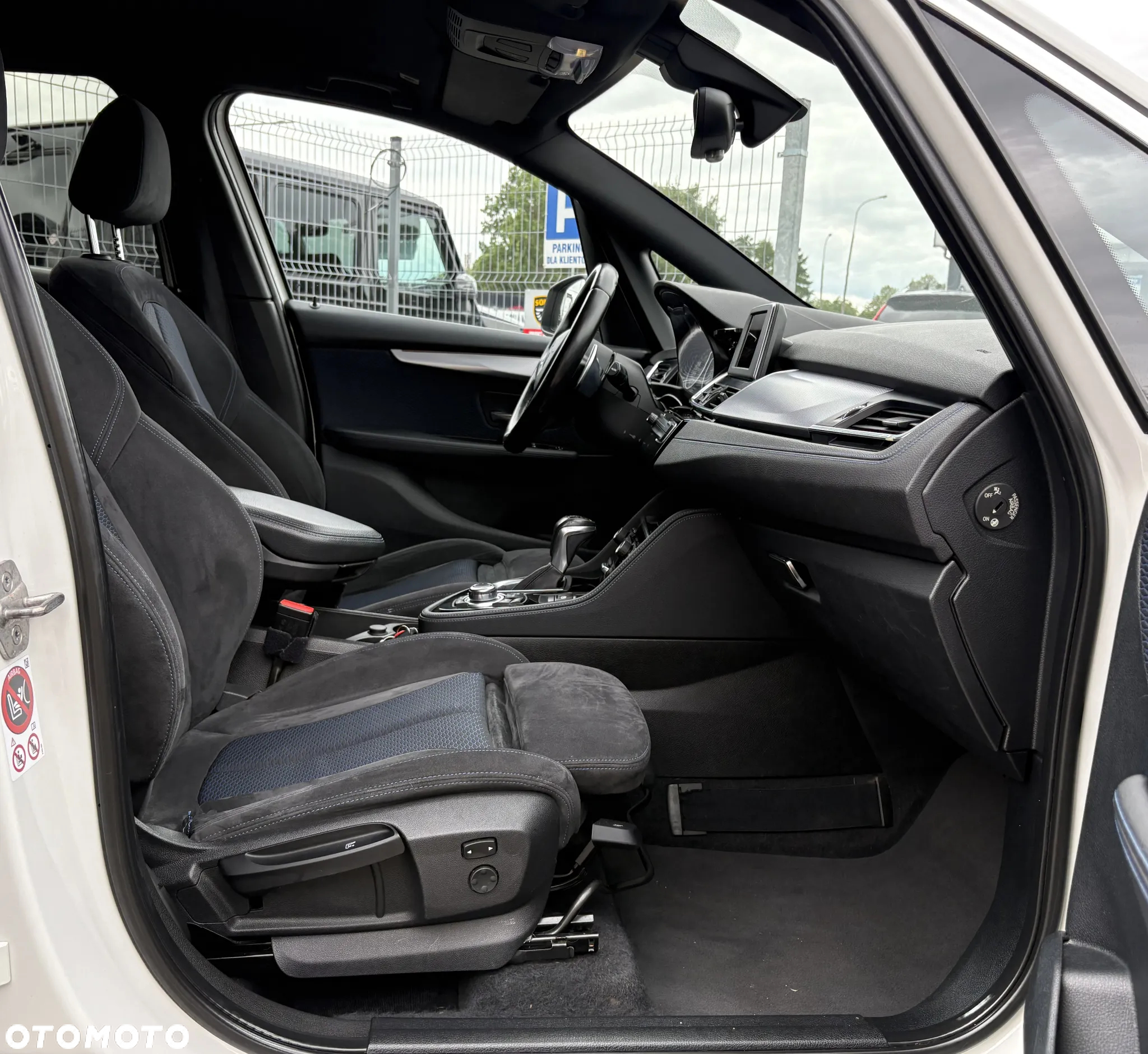 BMW Seria 2 220i GT M Sport - 29