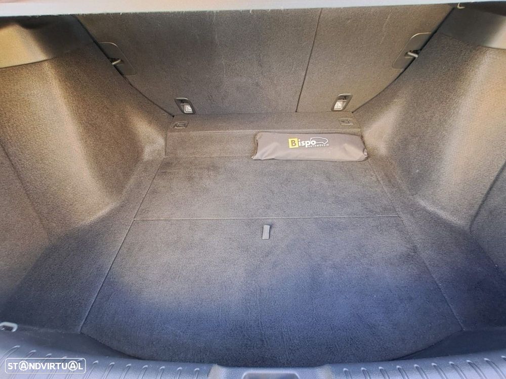 Honda Civic 1.0 i-VTEC Executive Premium CVT - 18