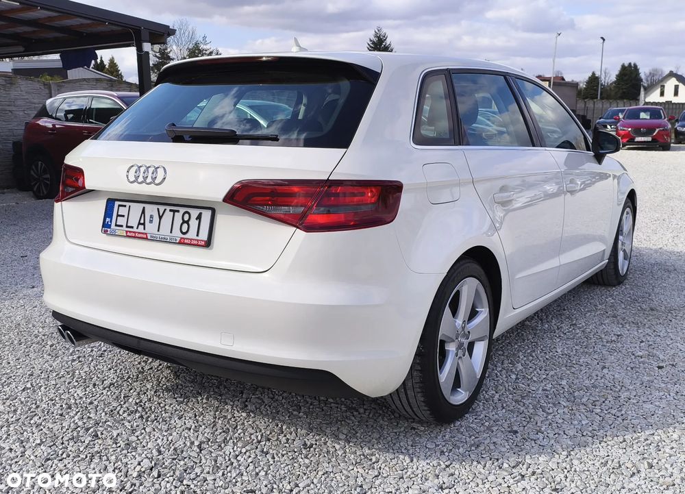 Audi A3 Sportback - 4