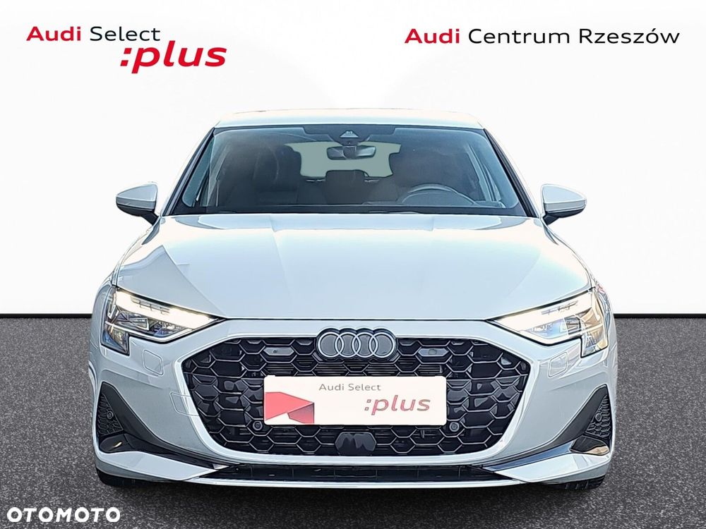 Audi A3 Sportback - 2