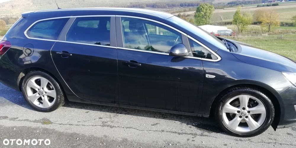 Opel Astra 2.0 CDTI DPF SportsTourer ENERGY - 4