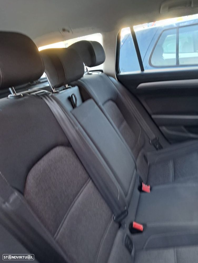 VW Passat Variant 1.6 TDI Confortline - 3