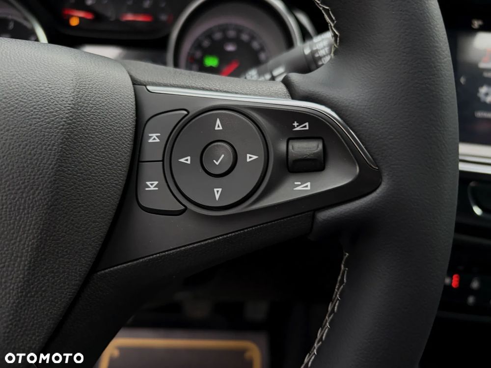 Opel Insignia 2.0 Dynamic - 25