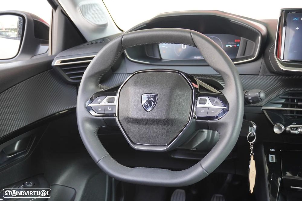 Peugeot 208 - 9
