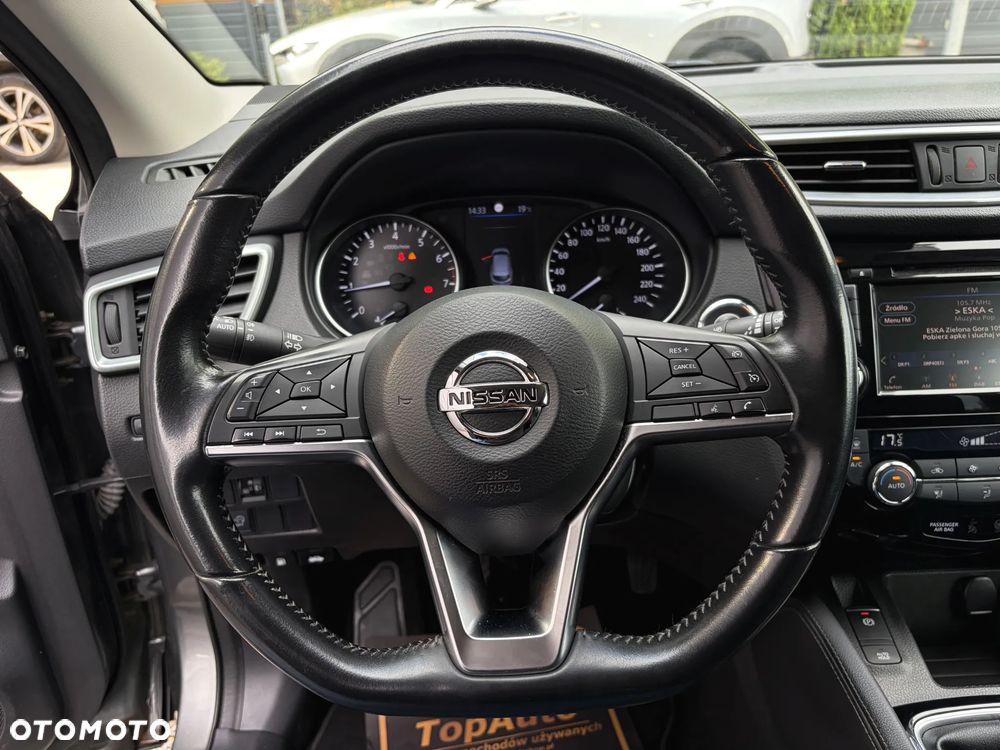 Nissan Qashqai 1.3 DIG-T N-Connecta - 22