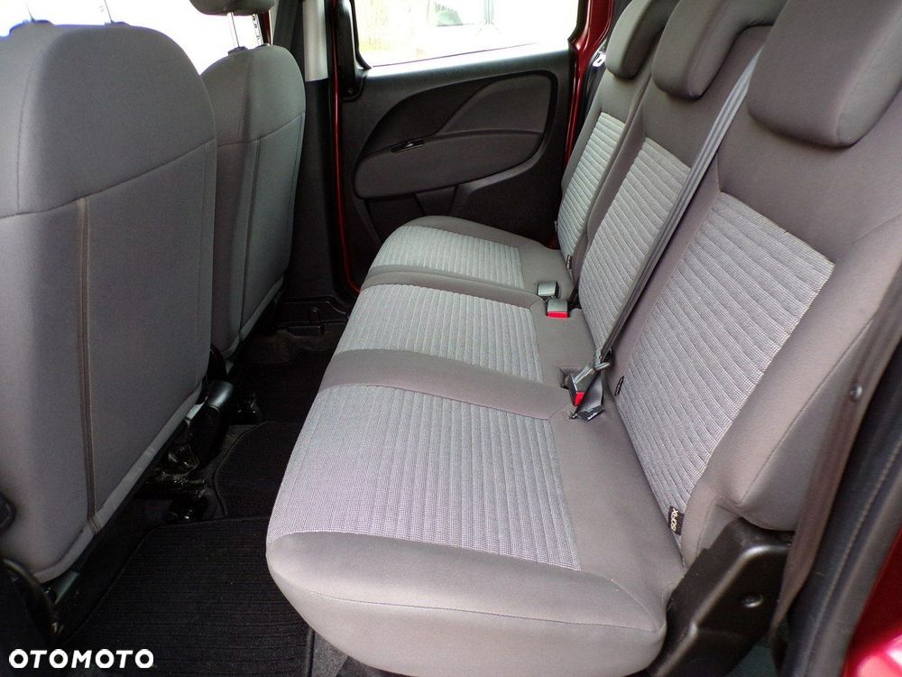 Fiat Doblo - 23