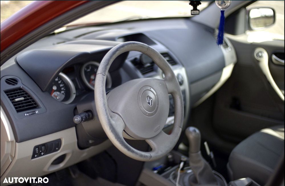 Renault Megane II Estate 1.6 Confort Privilege - 5