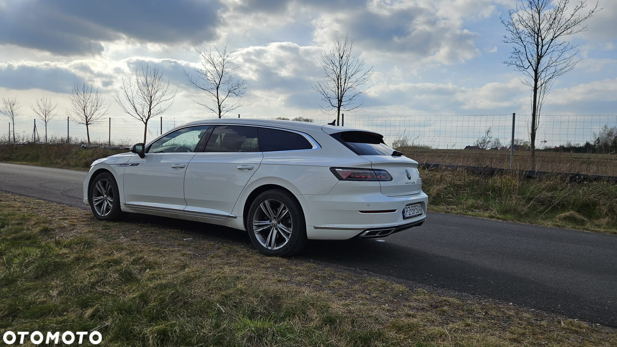 Volkswagen Arteon 2.0 TSI R-Line DSG - 27