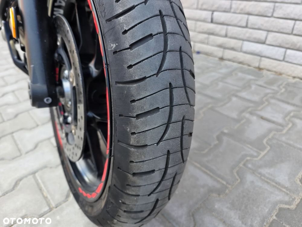 Yamaha MT - 12
