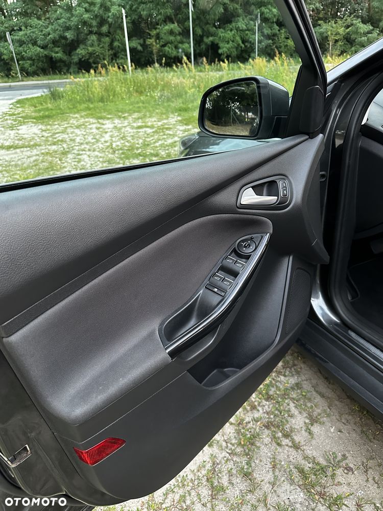 Ford Focus - 17