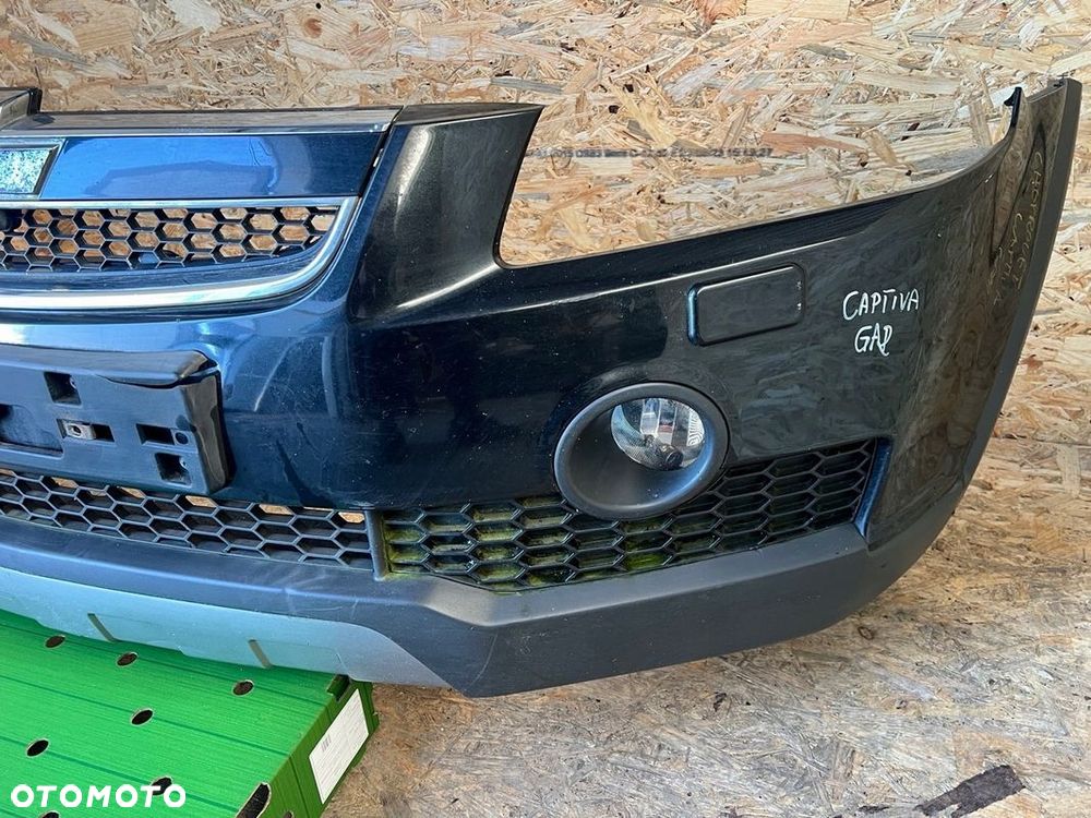 ZDERZAK PRZÓD przedni CHEVROLET CAPTIVA I spryski halogeny Kod lakieru: GAR - 4