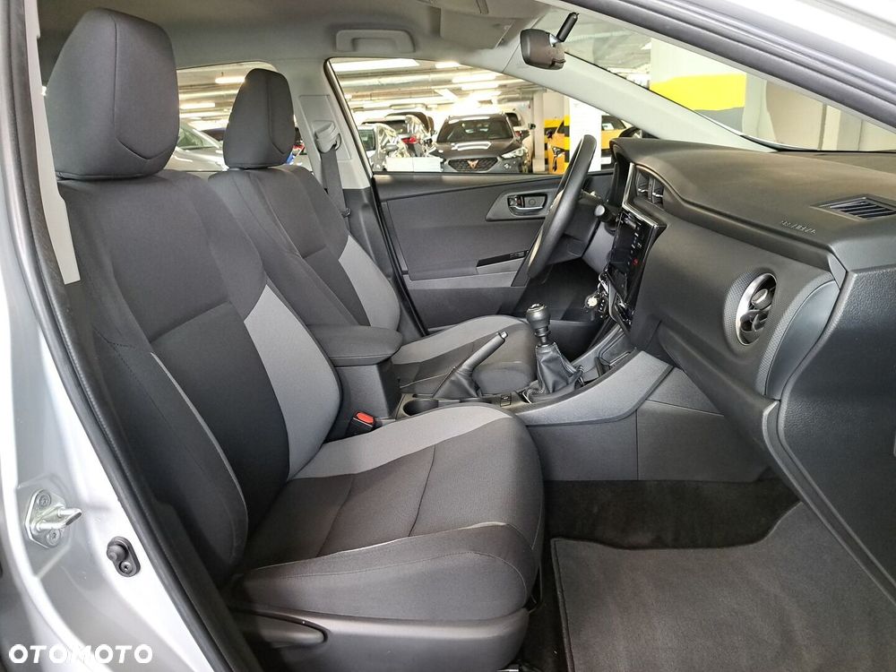 Toyota Auris 1.33 VVT-i Active - 16