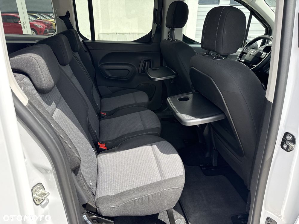 Toyota Proace City Verso 1.2 D-4T Family - 8