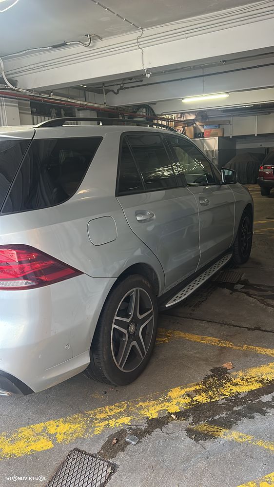 Mercedes-Benz GLE 350 d 4-Matic - 5