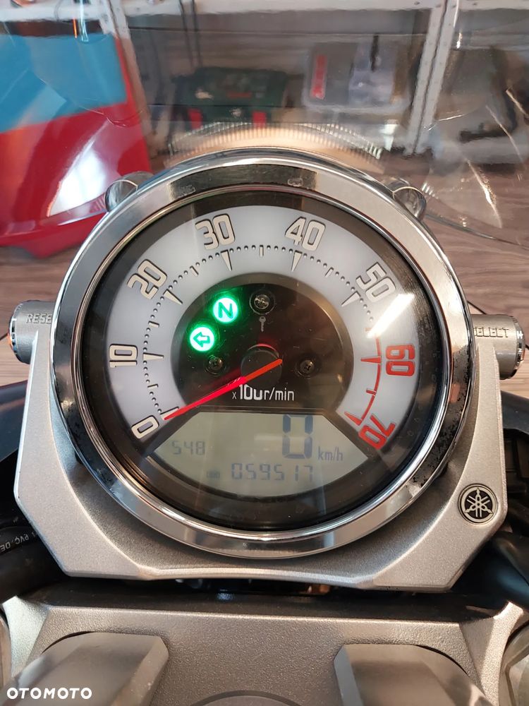 Yamaha MT - 6
