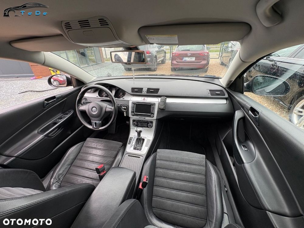 Volkswagen Passat Variant 2.0 TDI 4Motion DPF DSG Highline - 25