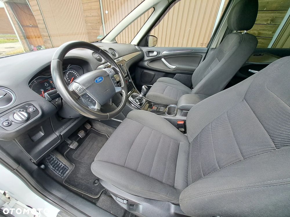 Ford Galaxy 2.0 TDCi Titanium - 33