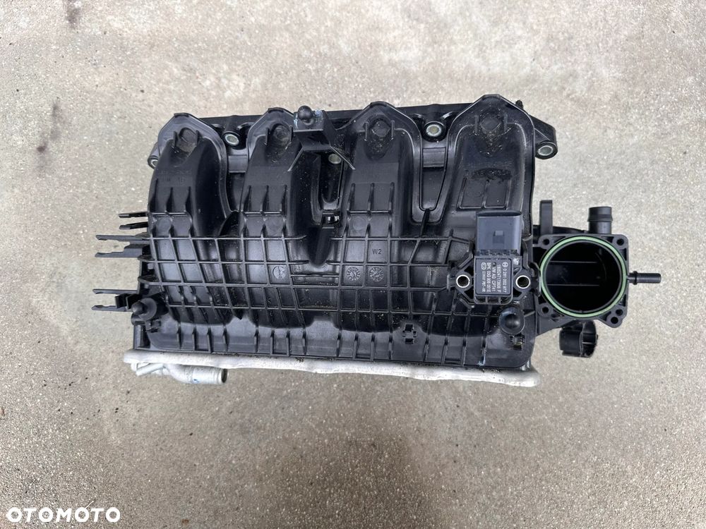 Kolektor ssący VW, Audi, Seat, Skoda 1.4 TSI 04E145749F 04E129711L - 2