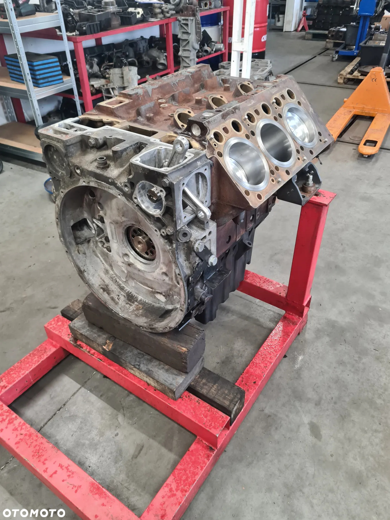 Słupek Shortblock Mercedes Actros mp2/3 V6 OM501 OM541 - 3