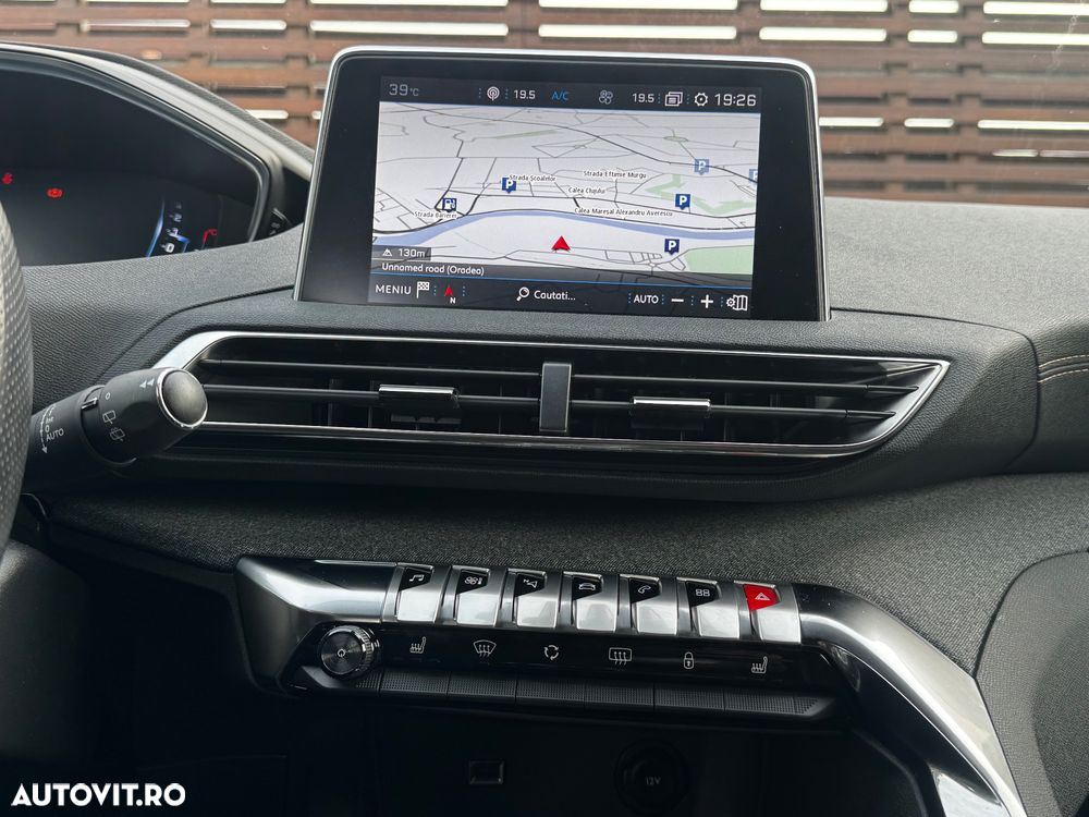 Peugeot 3008 BlueHDi 130 Stop & Start EAT8 Active - 24