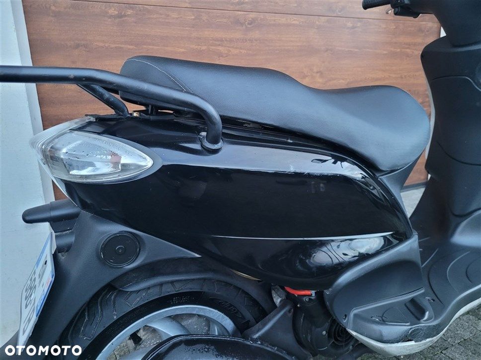 Piaggio FLY - 30