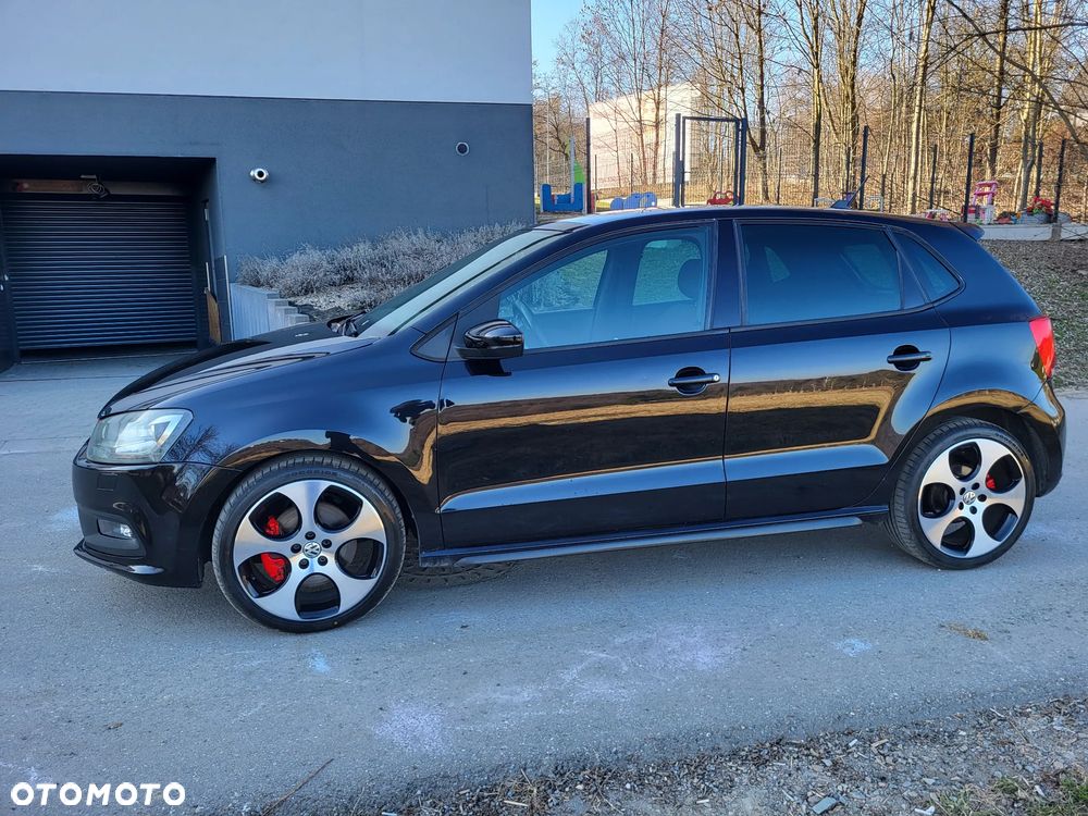 Volkswagen Polo 1.4 DSG GTI - 4