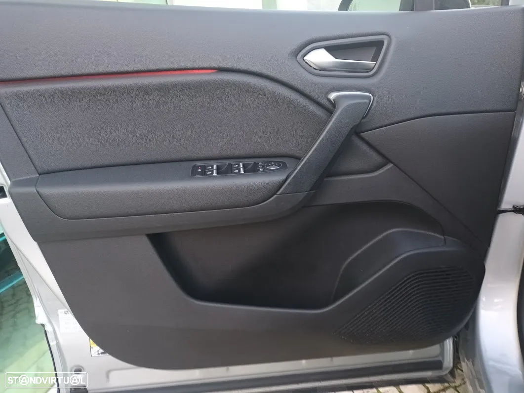 Renault Captur 1.6 E-Tech Plug-In Intens - 28