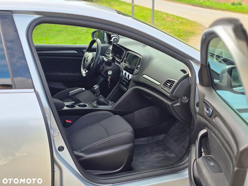 Renault Megane 1.3 TCe FAP Business - 25