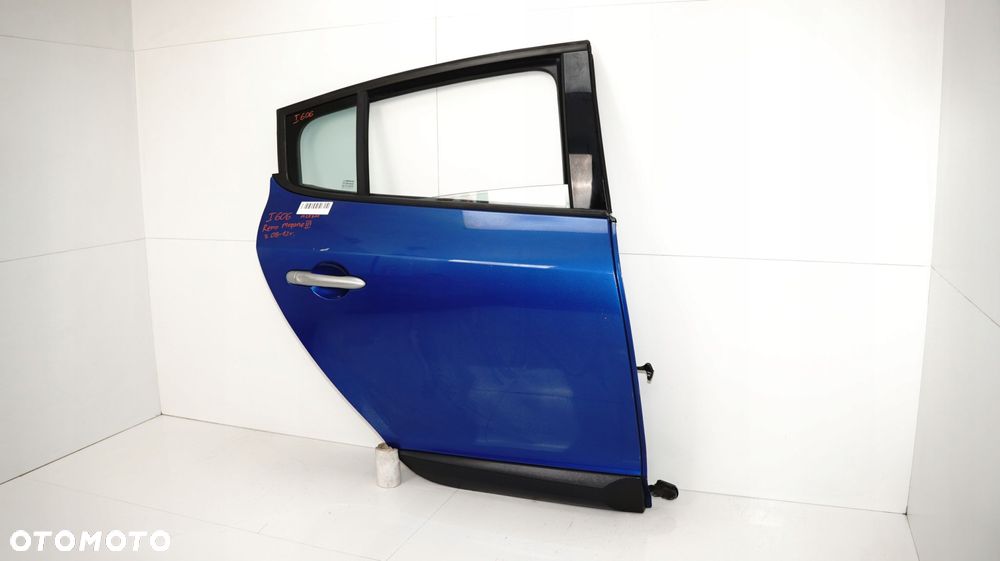 DRZWI PRAWY TYŁ RENAULT MEGANE III 08-12R - 2